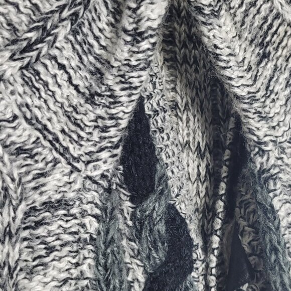 Gioni Designs Vintage Black White V-Neck Cable Knit Cardigan Grandpa Grandma 80s - Picture 7 of 12